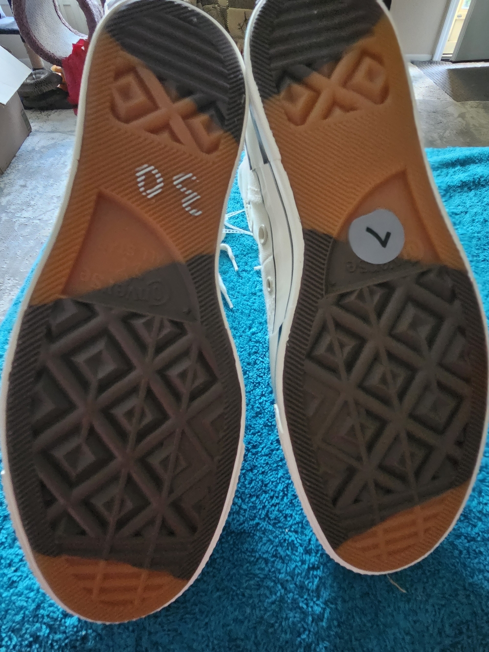 Cinverse Chuck 70 High-Top Sneakers - Picture 10 of 15